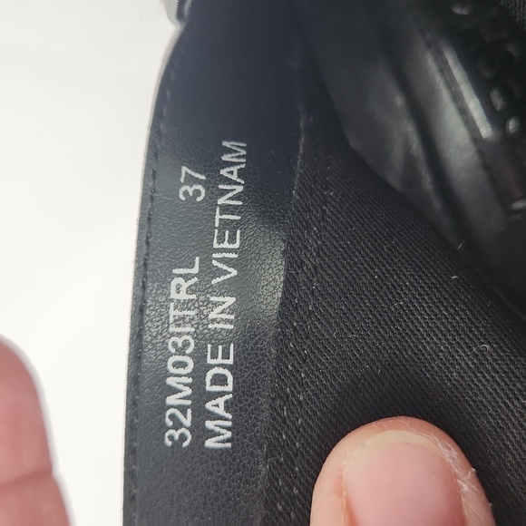 TOPSHOP Miles' Genuine Calf Hair Leopard Print Booties - Picture 7 of 9